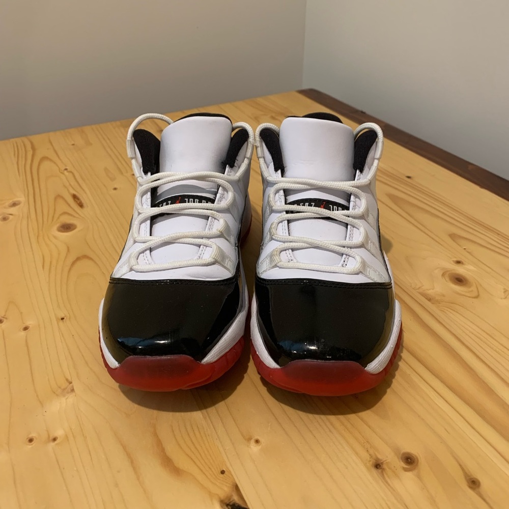 Gently loved Air Jordan XI Low White/University Red/Black